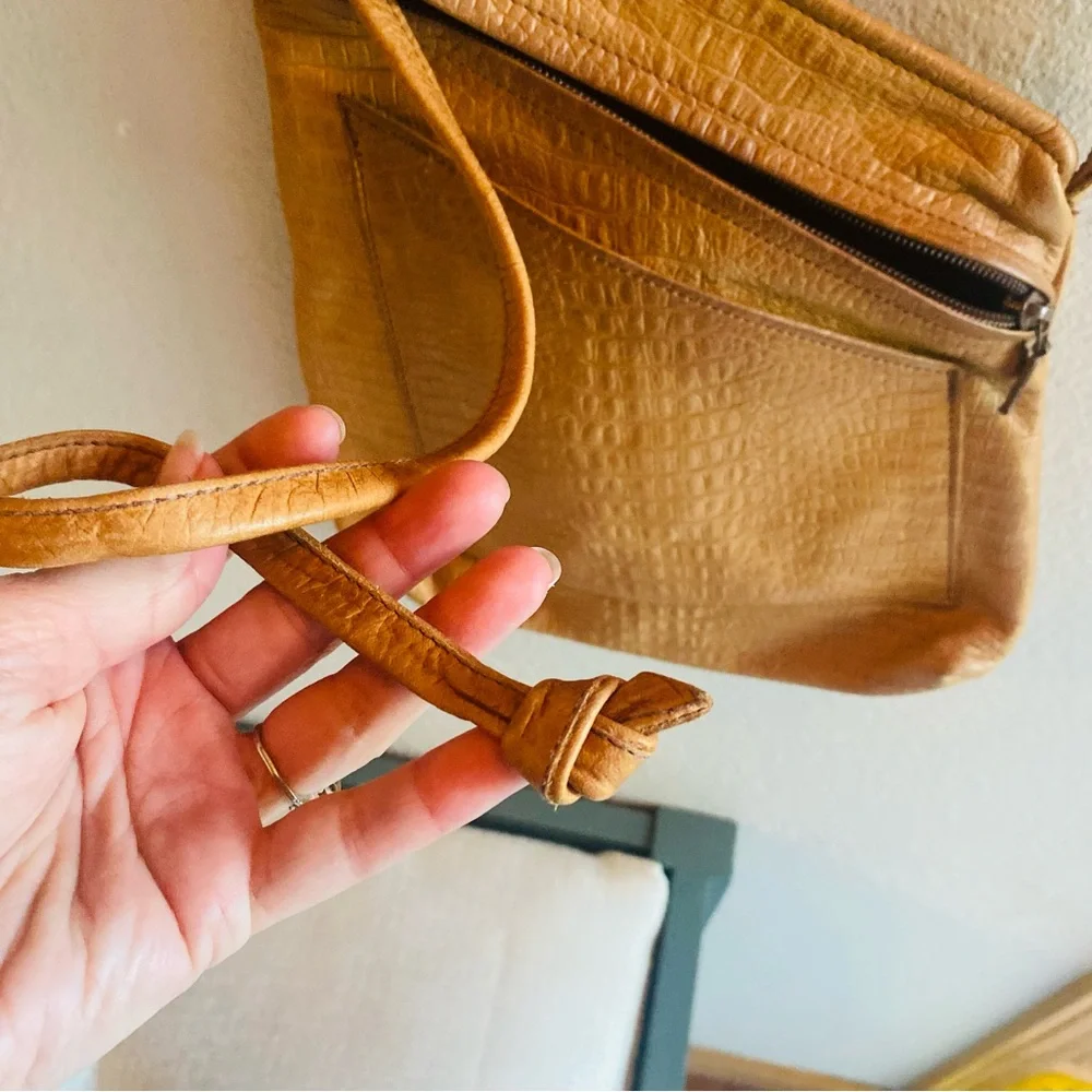 THOMAS LEATHERS New Angle Bag Brown Leather Crossbody - Picture 4 of 7